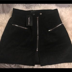 PrettyLittleThing Skirts - NWT PrettyLittleThing Black Zip Up Cord Skirt PrettyLittleThing Skirts - NWT PrettyLittleThing Black Zip Up Cord Skirt